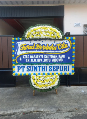 Papan Bunga Duka di Taliwang